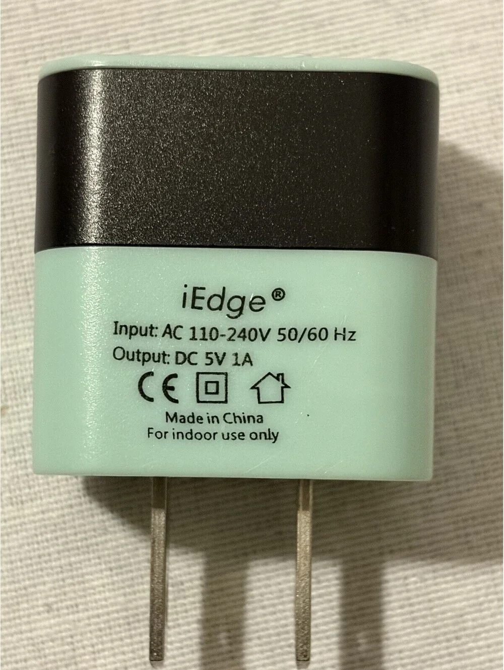 iEdge USB AC/DC Charger Adapter
